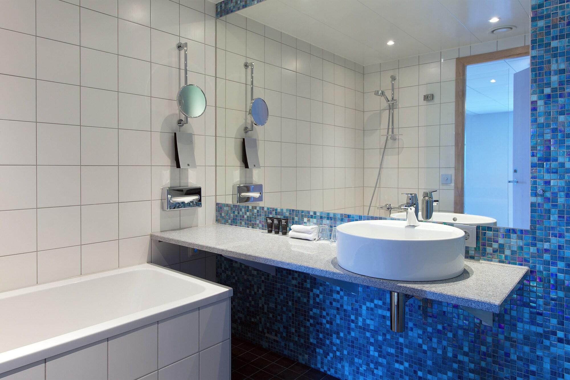 Clarion Energy 4*