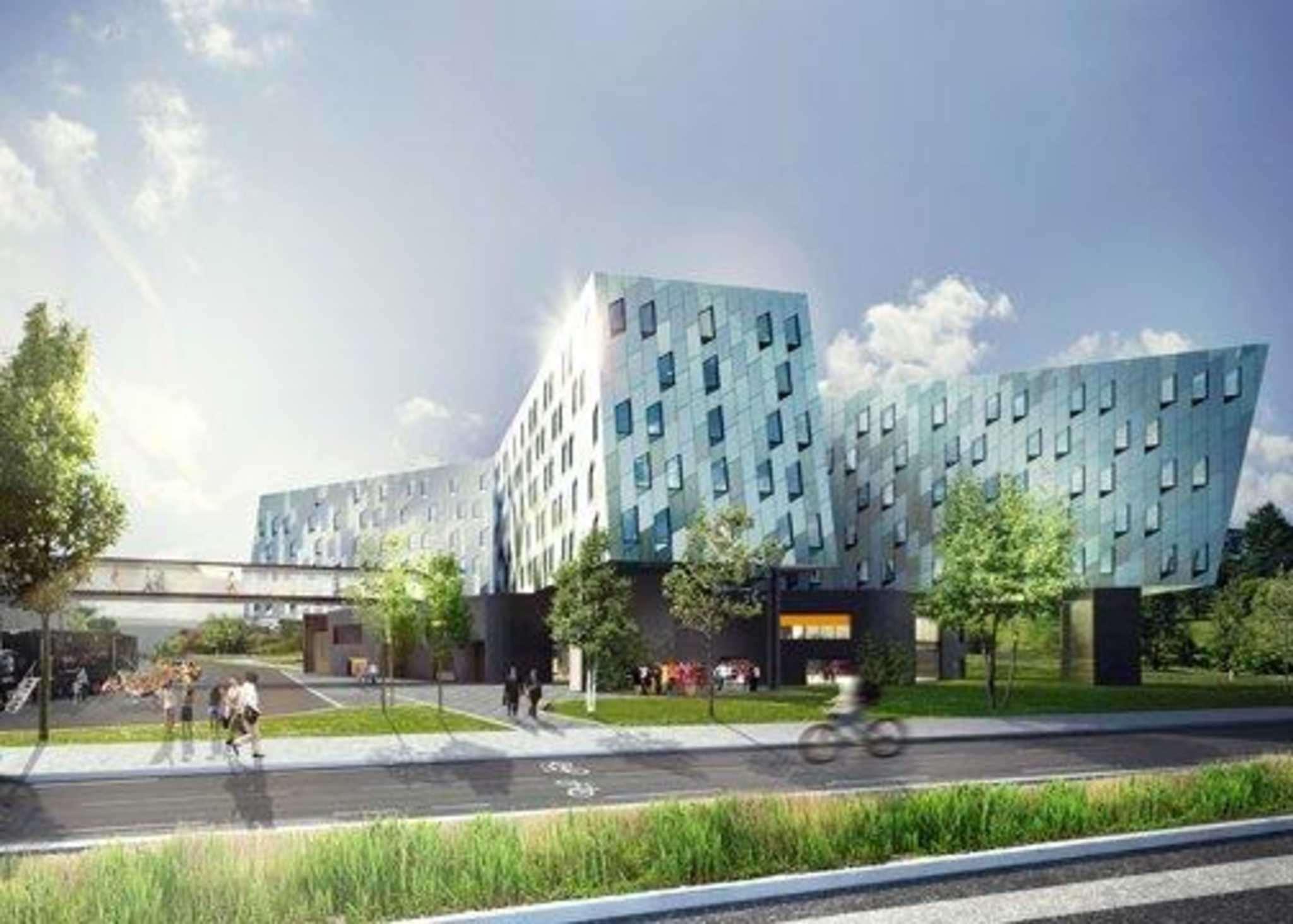 Clarion Energy Hotel